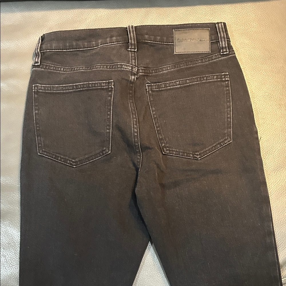 Calvin Klein High Rise Skinny Womens Black Jeans, size 28 - Picture 7 of 8